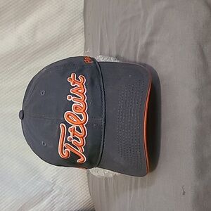 Mens new Titlest cap, never worn